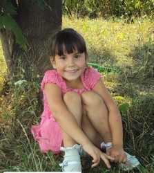 beauty kids in shorts